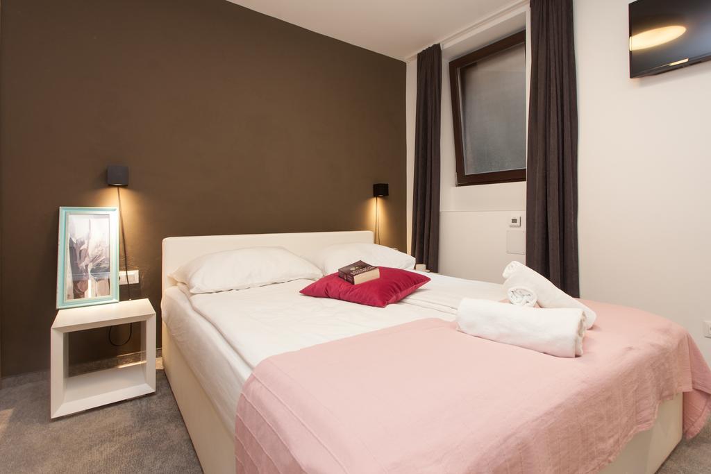 Villa Castrum Rovinj Exterior photo