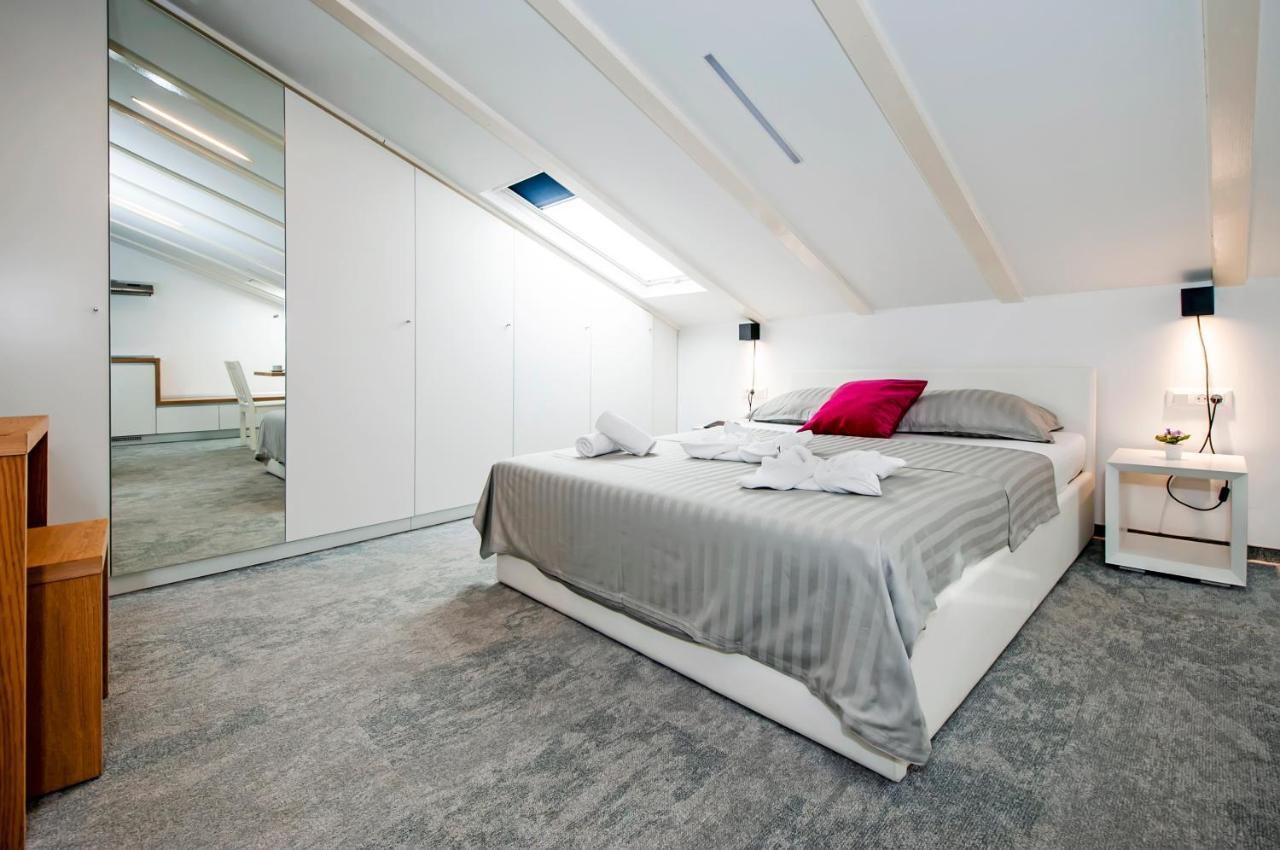 Villa Castrum Rovinj Exterior photo